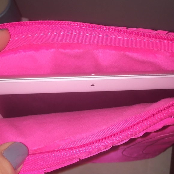 NWT Marc by Marc Jacobs hot pink iPad tablet case - Picture 7 of 8